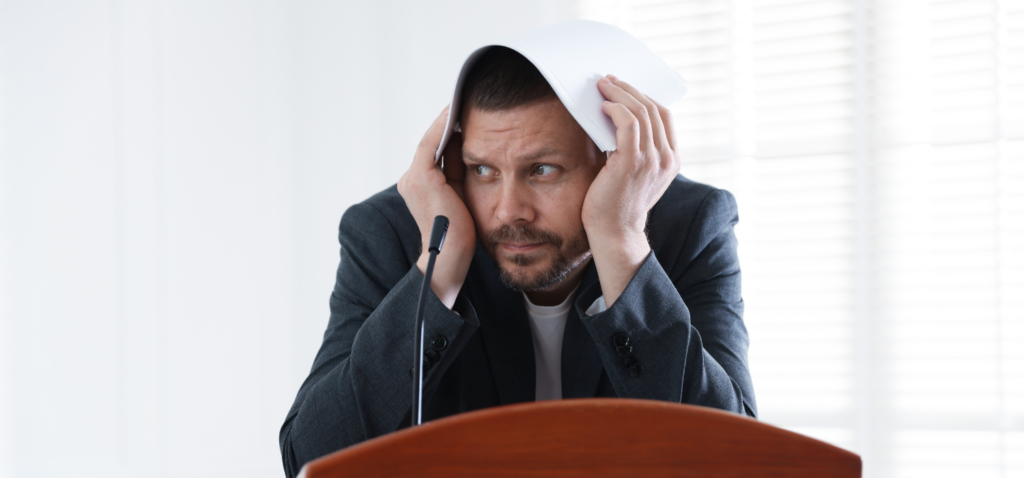 恐怖を表す画像