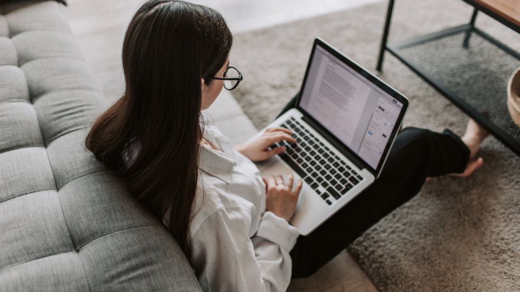 在宅ワークの特徴をまとめた画像